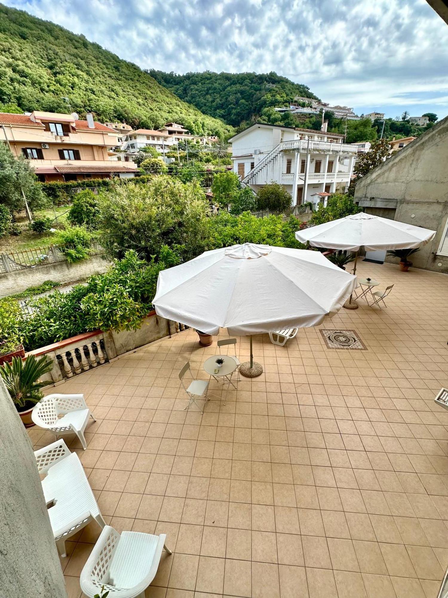 Villa Laria Tropea Bagian luar foto